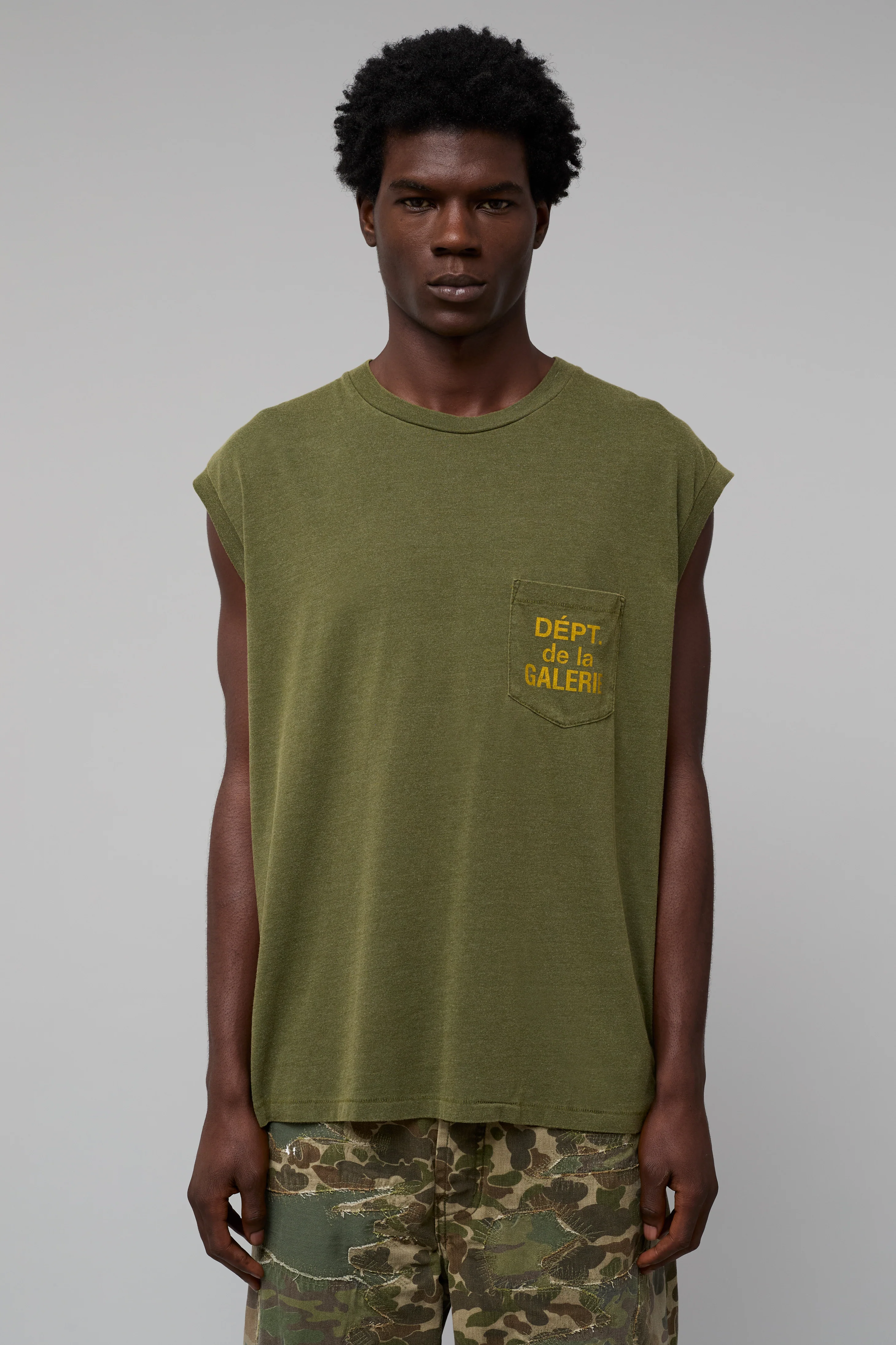 AUGI SLEEVELESS TEE - Image 4