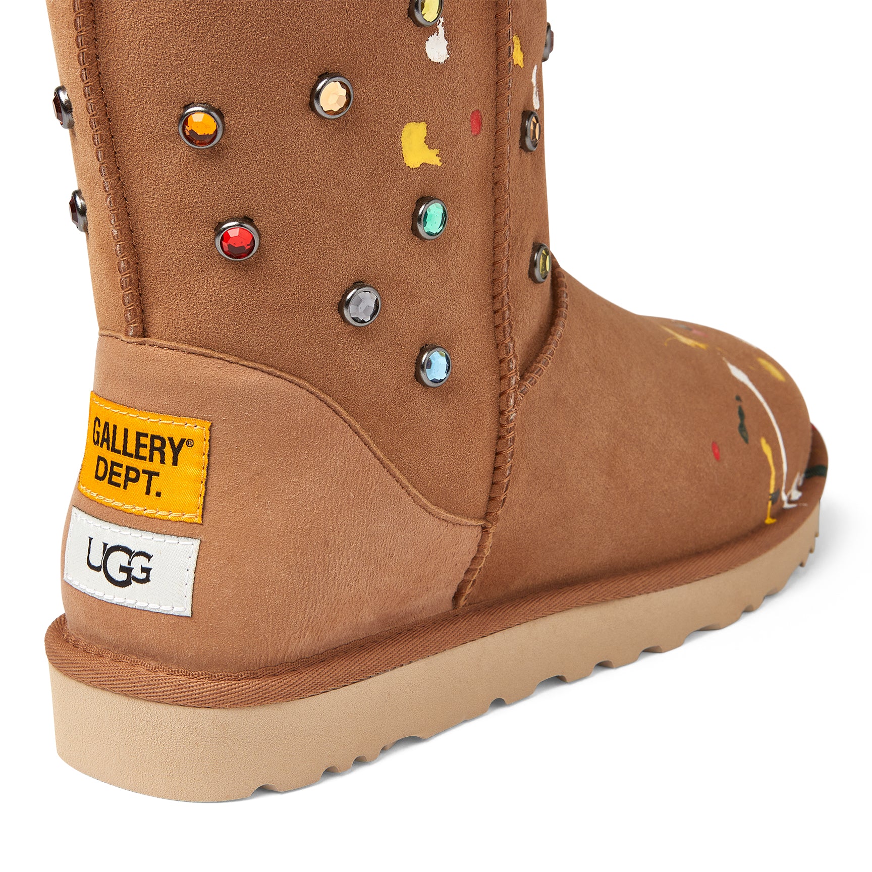 UGG GALLERY DEPT CLASSIC SHORT CHESTNUT SUEDE - Image 4