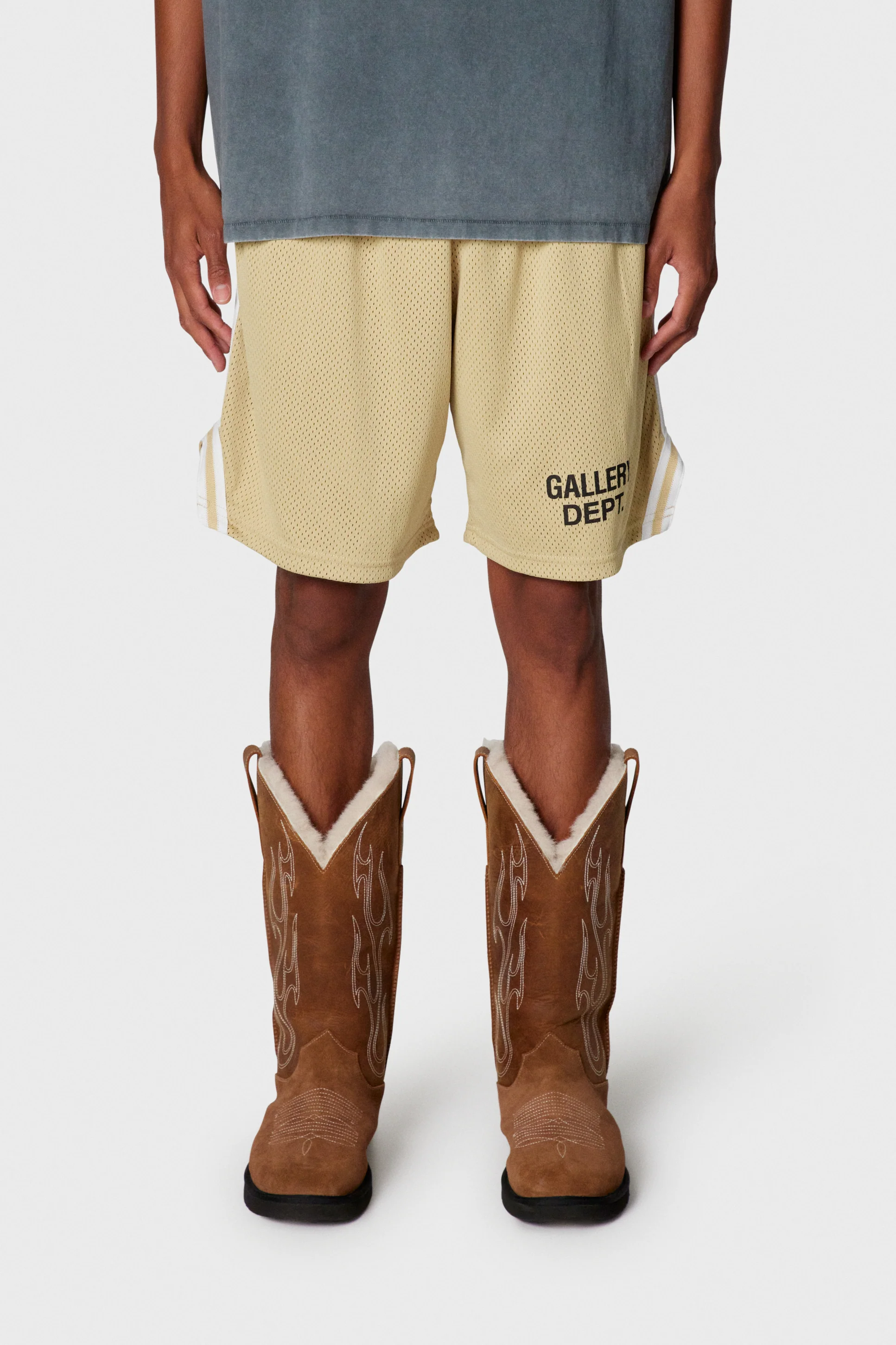 VENICE COURT SHORTS - Image 4